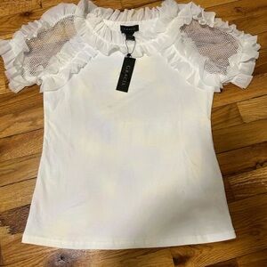 Gracia brand blouse features distinctive ruffled sleeves sz small-0418